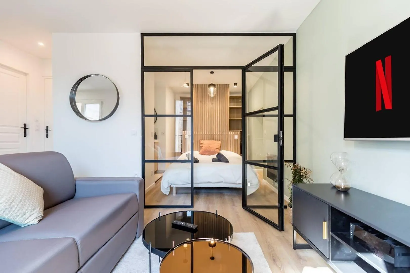 Apartment Charming 1 Bedroom In The Cours Julien | By Airnest Marseille